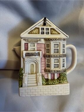 Vintage OTAGIRI Victorian House Small Porcelian Teapot